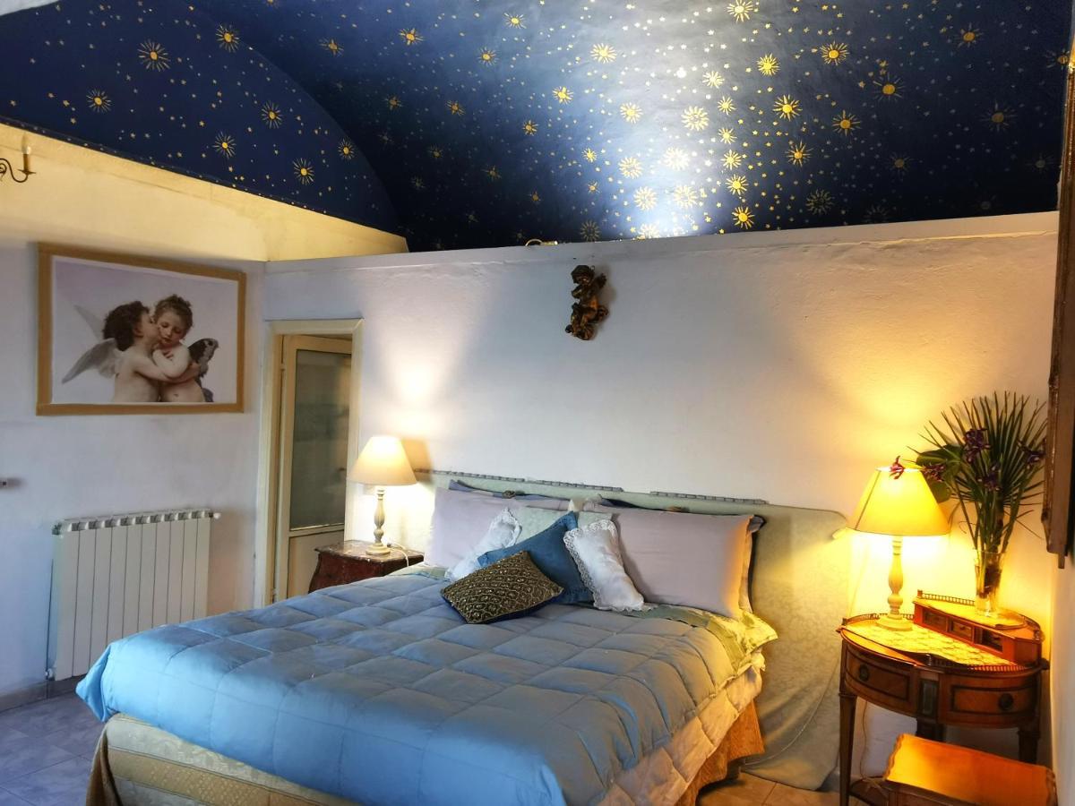 Romantic Casa Lorenzina Affittacamere Вентимилья Экстерьер фото
