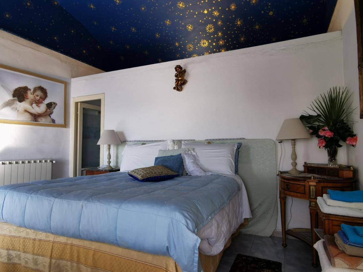 Romantic Casa Lorenzina Affittacamere Вентимилья Экстерьер фото