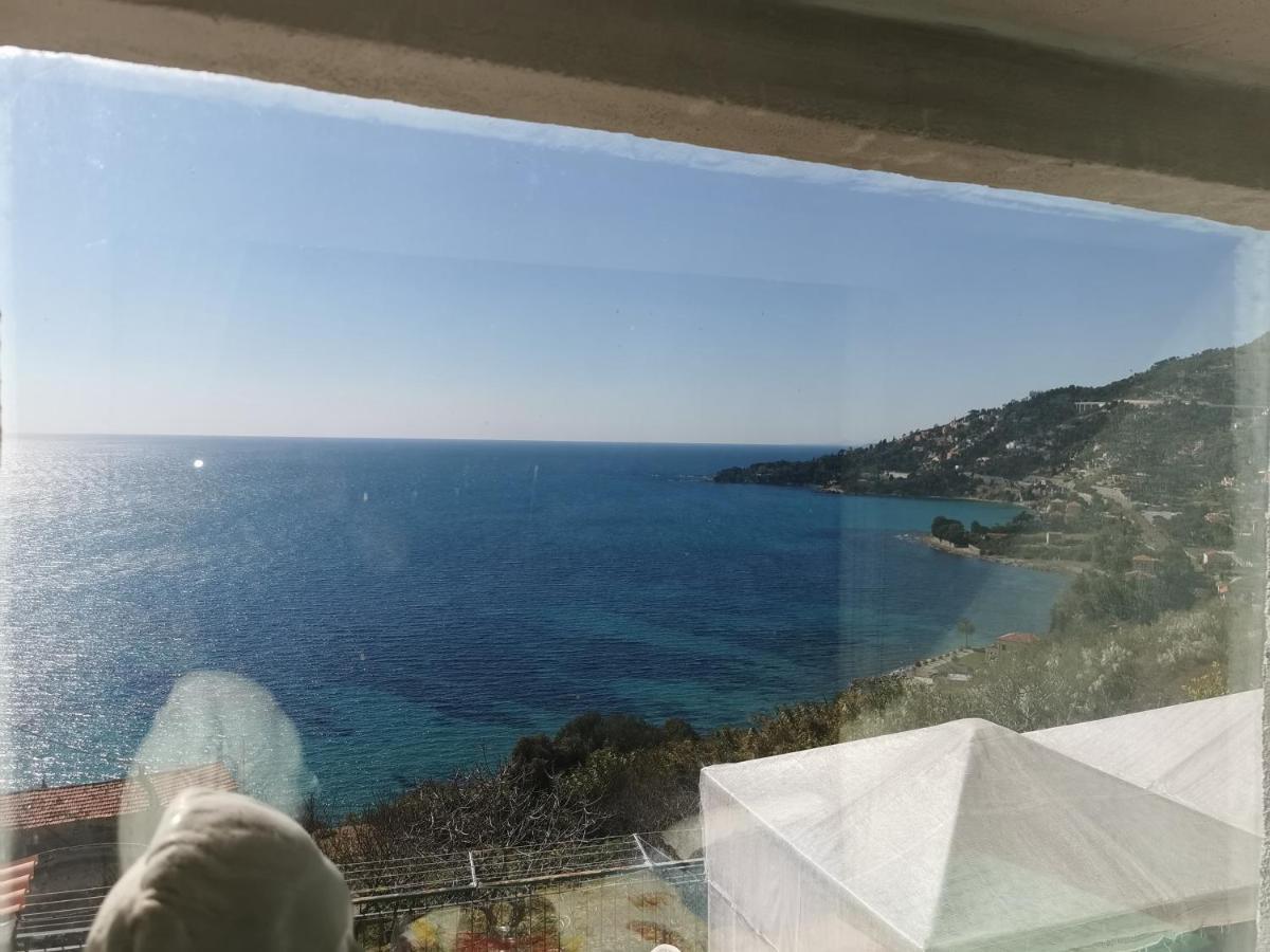 Romantic Casa Lorenzina Affittacamere Вентимилья Экстерьер фото